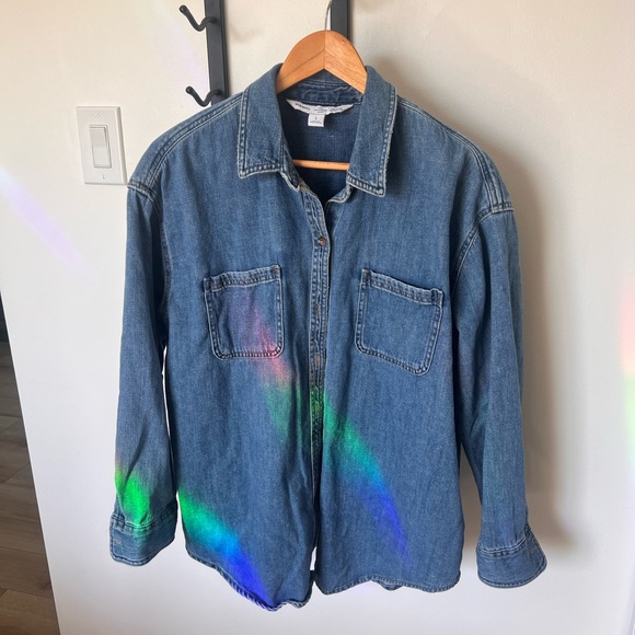 Old Navy Denim Button Down - Picture 1 of 2